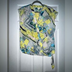 EUC NY&Co Soho Sleeveless Wrap Top with Side Tie - Sz Medium